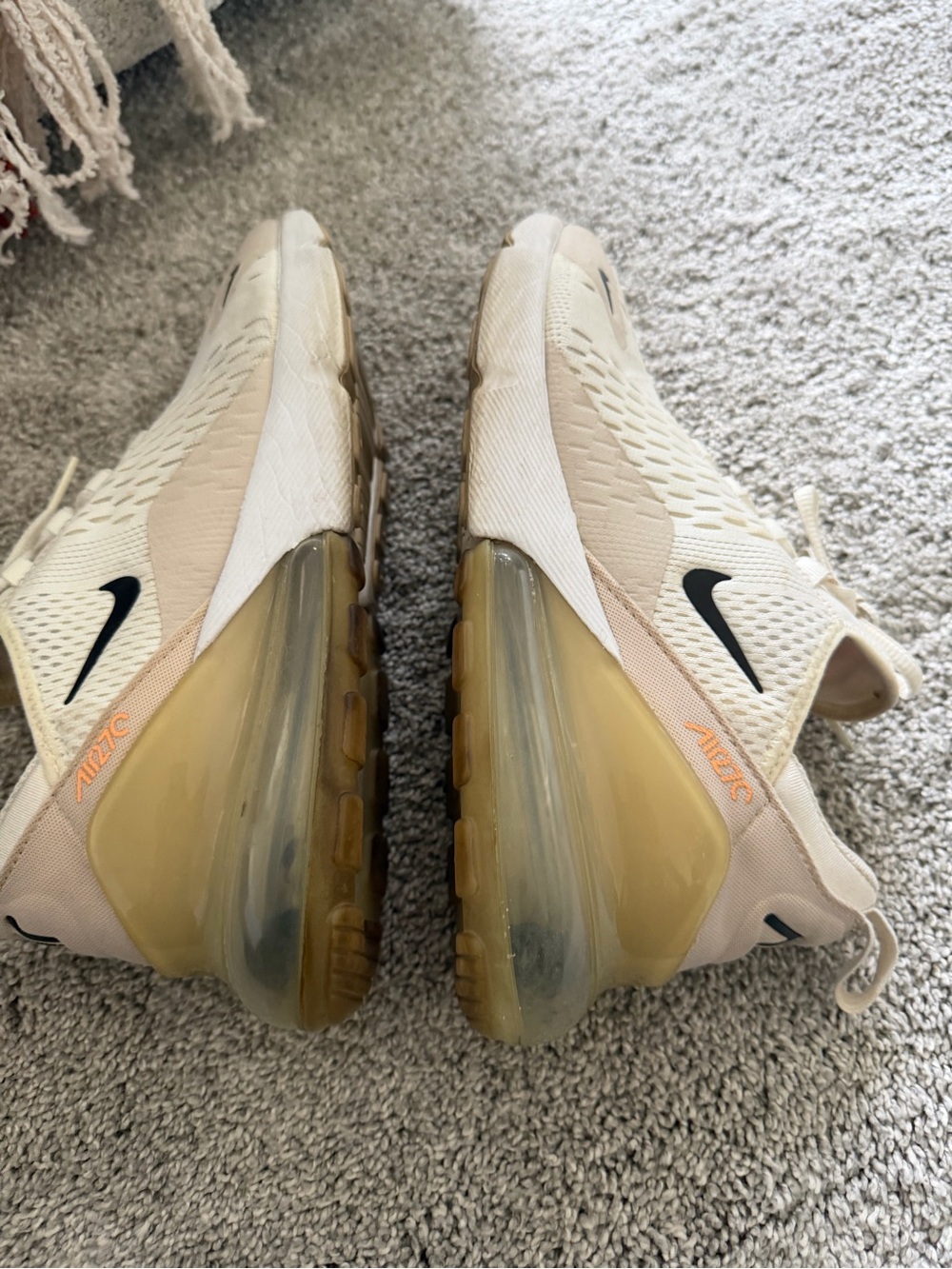 Air Max 270 - Picture 4 of 9